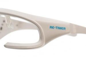 ReTimer Glasses to Fight Jet lag