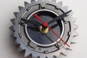 5 Annoyingly Loud Alarm Clocks That Will Wake You Up