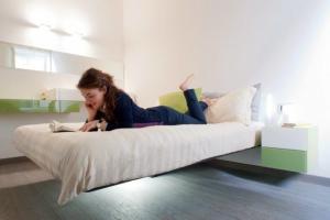 Fluttua Floating Bed by Daniele Lago