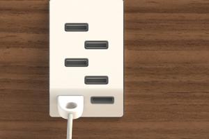 The Bolt Electrical Outlet for USB Devices