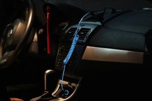 El Charger with Cool Illuminant Cable