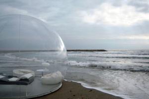 CrytstalBubble: Outdoor Living Rooms