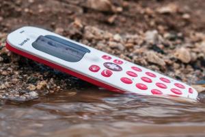 SpareOne Plus Emergency Phone w/ IPX7 Waterproof Nanocoating