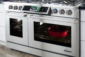 Smart Kitchen: Dacor Discovery iQ Dual-Fuel Range