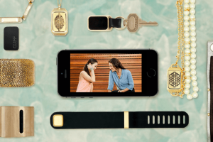 Cuff: Smart Jewelry Keeps You In Touch with Loved Ones
