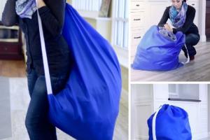 Carry Laundry Bag with Shoulder Strap
