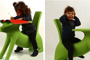 Dog Shaped Desk for Children