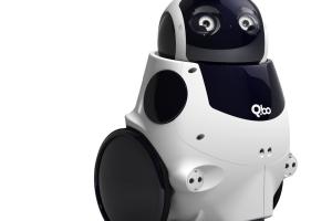 Q.bo Pro Evo Robot: AI for Your Home