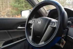 Jeane: Steering Wheel Cover Gives You Driving Feedback