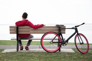 Vanhawks Valour: Futuristic Carbon Fiber Bicycle w/ GPS