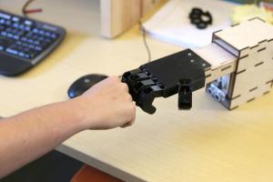 DIY: Automatic Fist Bump Machine