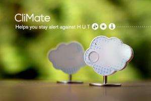 CliMate: Wearable Tracks Temperature, Humidity, UV