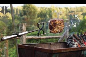 KANKA: Portable BBQ with AA-Powered Electric Motor
