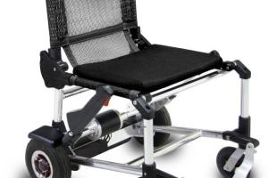 Zinger: Lightweight, Folding Electric Chair