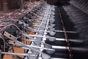 Robot Plays Piano Based on Cloud Shapes & Movements