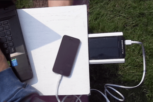 Flexidesk: Solar Powered Portable Workstation