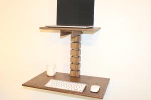 Gereghty Desk Wall Mounted Standing Desk