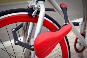 Seatylock: Bicycle Saddle + Lock