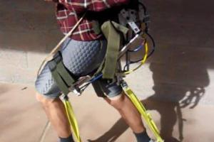 AirLegs Human Exoskeleton Helps You Run Faster