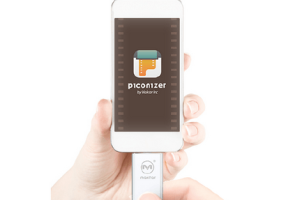 Piconizer Pocket-Sized Storage Device [iOS]