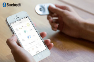 MOCAheart Measures Your Vital Signs [App-Enabled]