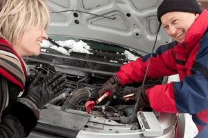 Pyle (PBPK42): Car Jump Starter + Smartphone Charger