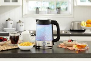 Oster Illuminating Electric Kettle