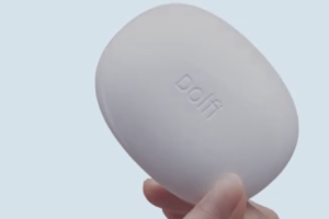 Dolfi Cleans Your Clothes Using Ultrasonic Tech
