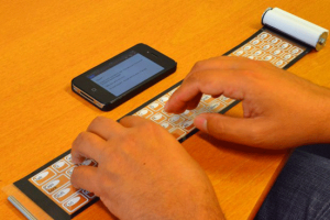 Qii Rollable Keyboard for Smartphones