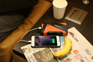 Cyntur JumperPack Mini: Car Jump Starter + Phone Charger