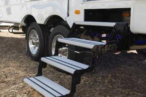Lippert Alumi-Tread Hybrid RV Step