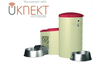 UKnekt Smart Pet Feeder [iOS/Android]
