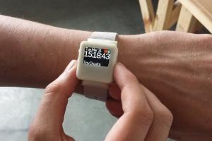 DIY: Build Your Own Smartwatch w/ TinyDuino