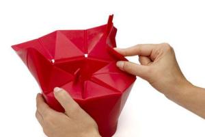 Chef’n PopTop: Microwave Popcorn Popper