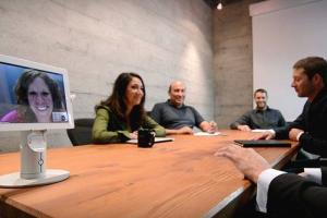 KUBI Telepresence Robotic Stand for Tablets