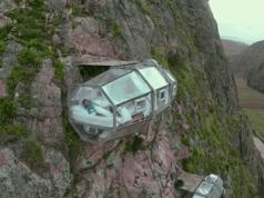 Natura Vive Skylodge Suite for A Stunning Adventure