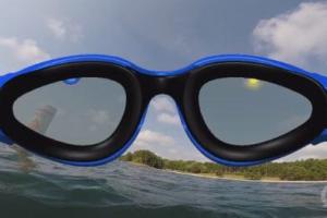 OnCourse Goggles Help You Swim Straight