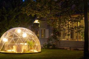 Garden Igloo: Winter Garden + Summer Canopy