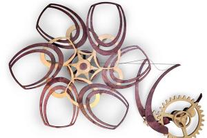 Merlot Kinetic Wooden Sculpture: Simply Mesmerizing