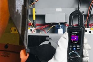 FLIR CM174 Clamp Meter + Thermal Imaging Camera