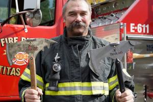 FROST Axe: Multitool for Firefighters
