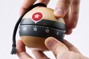 Kaboom! Kitchen Timer Looks Like a Bomb