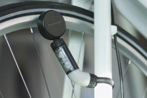 NEO: Battery-free Bike Light