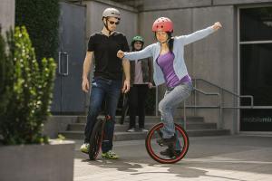 Lunicycle: Easy to Learn Stand-up Unicycle