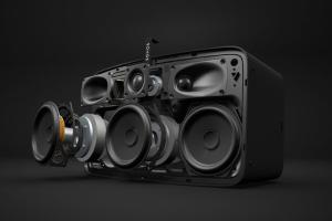 SONOS PLAY:5 with Room-adapting Tech