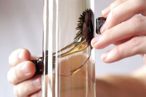 Nano Ferrofluid Display w/ Black Ferrofluid