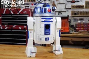 DIY: R2-D2 Birdhouse