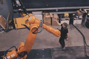 Quipt: Collaborating with Industrial Robots