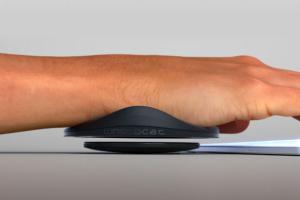 Wristocat: Wrist Support with Levitation for Coders