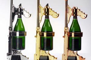 Champagne Gun: Weapon for Your Parties